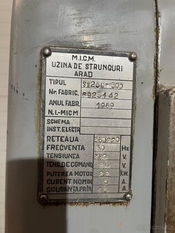 Malý litinový soustruh SN250/500 + kompletní příslušenství. - 4