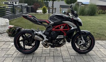 MV Agusta Brutale 800,nové pneu,mnoho doplňků,TOP STAV,ČR - 4