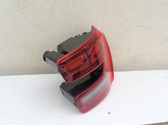 Citroën C4 Spacetourer pravé zadní světlo a zadní mlhovka - 4