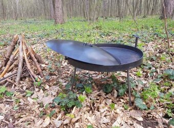 ZAHRADNÍ PÁNEV NA OHNIŠTĚ - 4