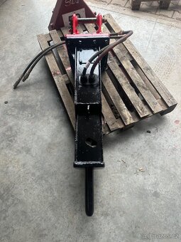 Jcb HM018T hydraulické kladivo na bagr 2-4T - 4