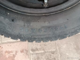 Prodám zimní kola s poklicema na Mini cooper 5,5 Jx15 H2 - 4