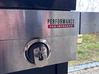 Plynovy gril + 2x plynova bomba + naradi - 4