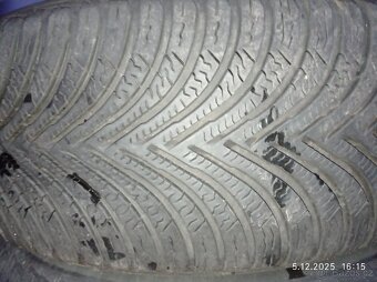 Kompletní ZIMNI 16" al kola ORIGINAL AUDI A4, A6 - 4