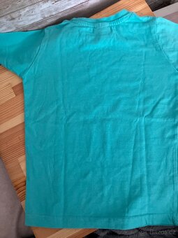 Tyrkysovém triko - 4