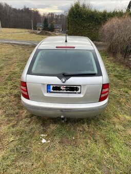 Skoda fabia combi - 4