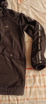Jarní buda vel. S Tommy Hilfiger - 4