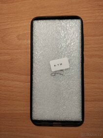 Kryt na mobil Xiaomi Mi 9 SE - 4