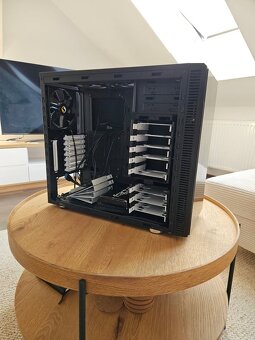 Fractal Design R4 - 4