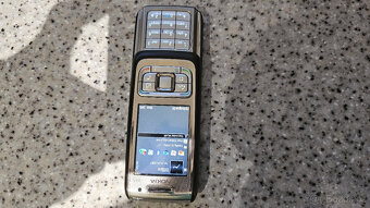 Nokia E65, volná na všechny operátory. - 4