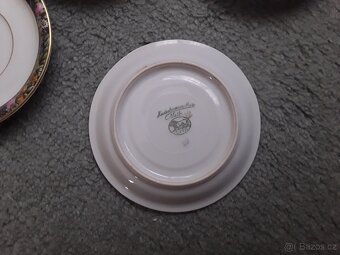 Hodnotný konvolut starož.porcelánu-skla - 4