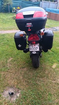Suzuki gsx600 - 4