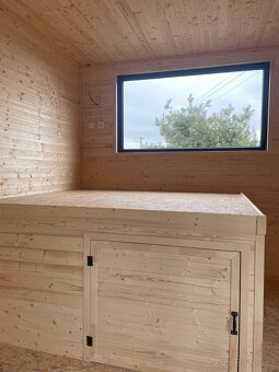 Zakázkový domek na kolech 7 x 2,5 s vybavením - 4