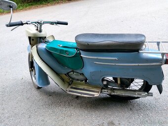 Jawa pionyr - 4