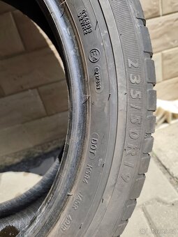 235/50R19 Dunlop - 4