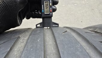 Letní pneu 255/35/19 Bridgestone - 4