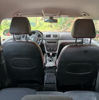 PRODÁM ŠKODA YETI, 1,4, červená - 4