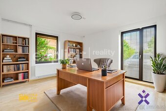 Prodej rodinného domu 293 m2, Zlín - Prštné, ev.č. 02344 - 4