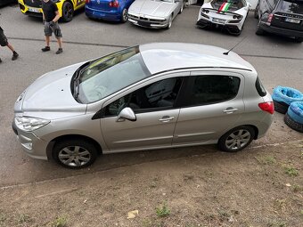 PRODANO PEUGEOT ve 308 1.6 AUTOMAT 2011 - 4
