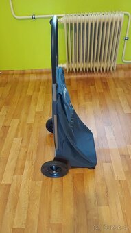 Taska na koleckach - 4