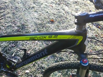 KARBONOVÉ HORSKÉ KOLO , FOX, SHIMANO XT - 4