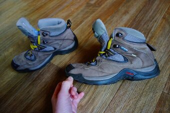 Trekové boty Salomon Gore-tex vel. 36 - 4