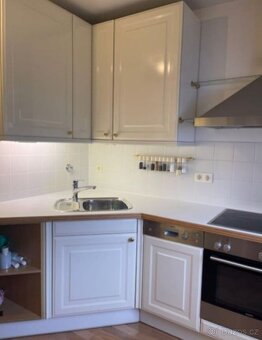 Bílá venkovská kuchyňská linka se spotřebiči,5726 - 4