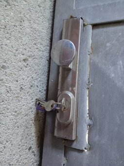 Plechové vrata, brána - 4