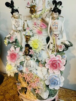 Staré porcelánové sousoší Asie - 4