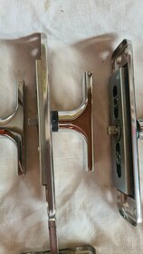 Rozvory a jiné okenní kování - 4