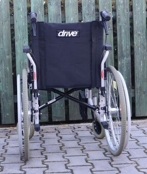 024-Mechanický invalidní vozík Drive. - 4