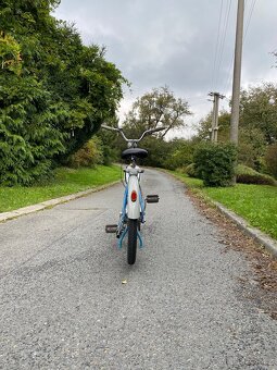 Jawa stadion s11 ,, ušák “ - 4