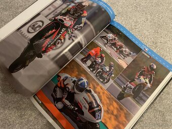 Kniha - 2016 World Motorcycle Championships - 4