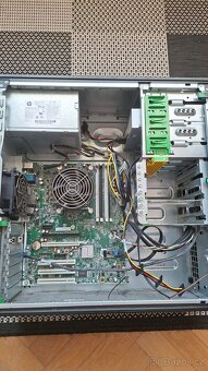 HP Compaq 8200 Elite - i5-2500 / 4 GB RAM - 4