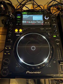 Pioneer CDJ 2000 - 4