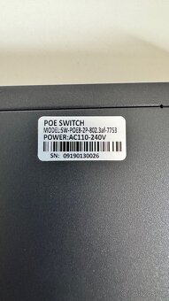 8portový PoE switch pro IP kamery - 4