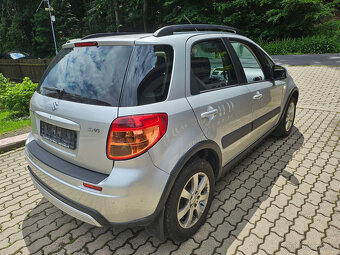 Suzuki SX4 - 4
