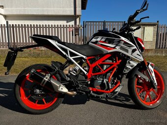 KTM DUKE 390 - 4