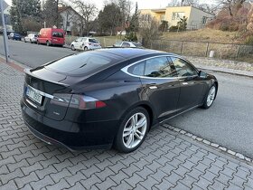 Tesla model S, P85, nabijeni zdarma - 4