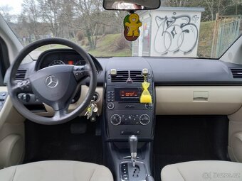 Mercedes-Benz - 4