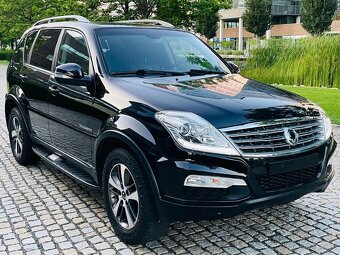 SsangYong Rexton 2.2TD 4x4 AUT KAMERA 7MÍST TAŽNÉ SERVISKA - 4