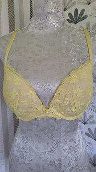 Podprsenka Victoria's Secret - 4