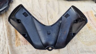 Prodám nahradní díly na Suzuki GSX-R 750 K7 - 4