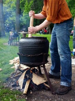 Kamnovec s podstavcem - 4