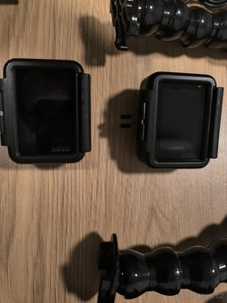 2x GoPro Hero 7 Black + příslušenství - 4