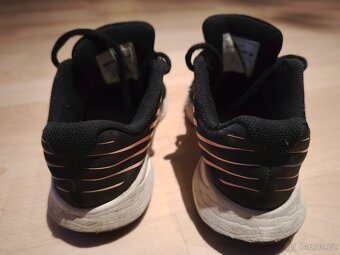 Boty dětské NIKE vel. 35,5 - 4