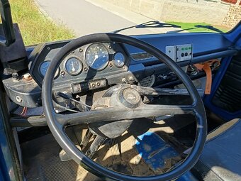 Avia A30 nosič kontejneru - 4