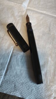 Starožitné,plnící pero ,,PARKER". - 4