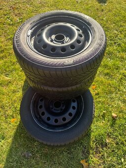 Plechová zimní kola Ford - 4