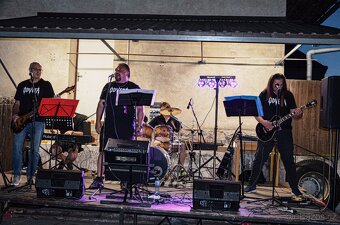 Klávesáka,nebo kytarista - 4